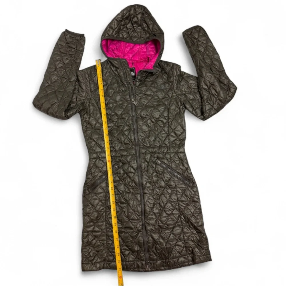 The North Face Thermoball quilted jacket,‎ WOMENS Size XSMALL